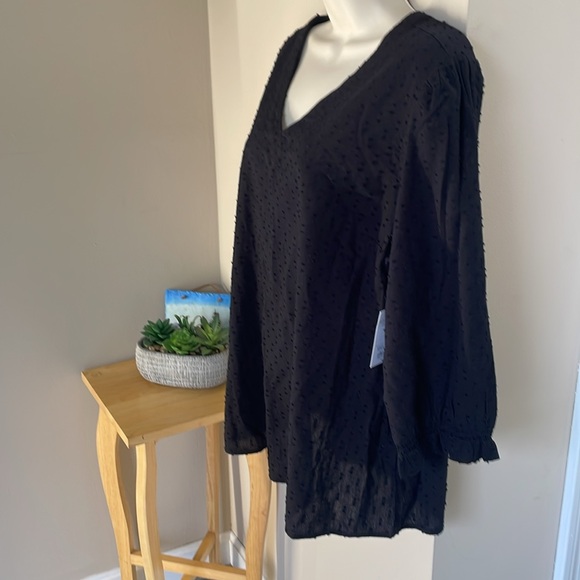 Croft & Barrow textured black on black polka dots top - Picture 5 of 15